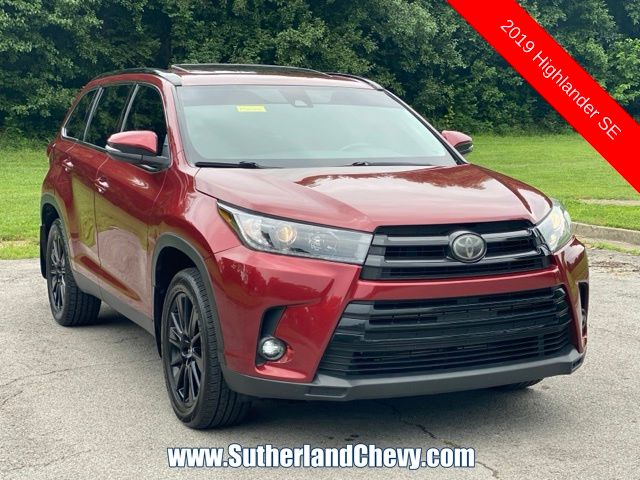 Salsa Red Pearl 2019 Toyota Highlander SUV / Crossover Front-Wheel Drive 8-Speed Automatic