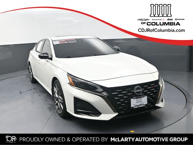 2023 Nissan Altima 2.0 SR FWD