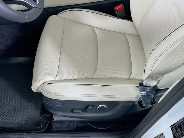 Thumbnail: 2026 Genesis GV70 - 21