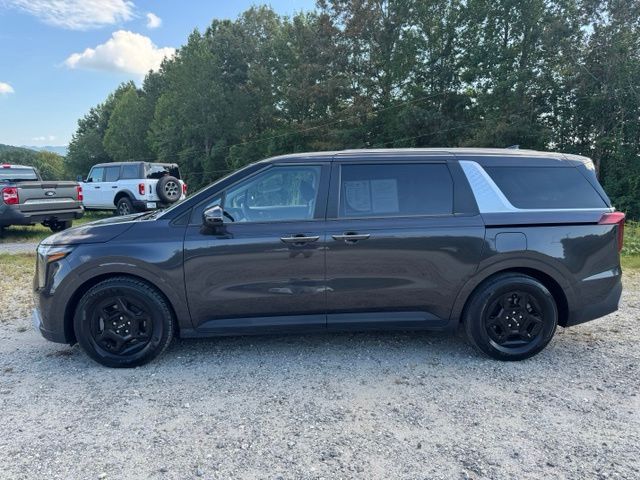 Used 2025  Kia LXS image 4
