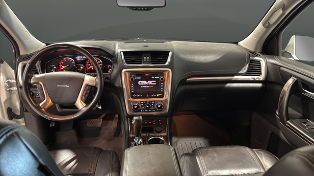 Used 2014 White Diamond Clearcoat GMC Denali image 11