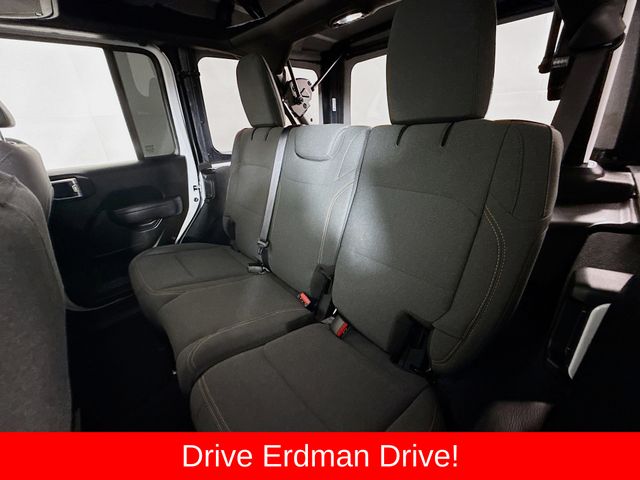 Used 2025 Jeep Wrangler SUV