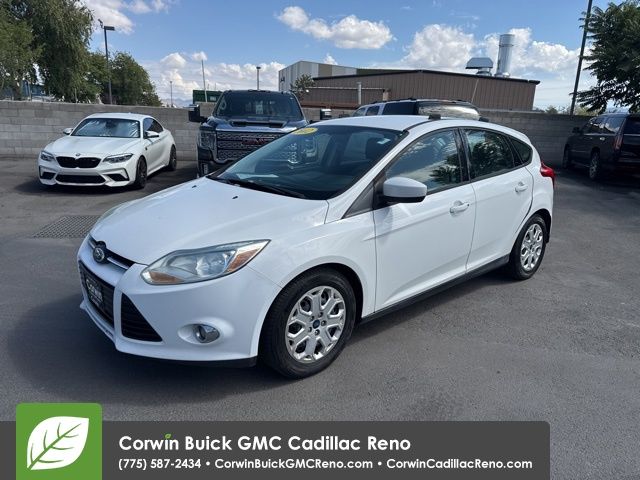 2012 Ford Focus SE 1