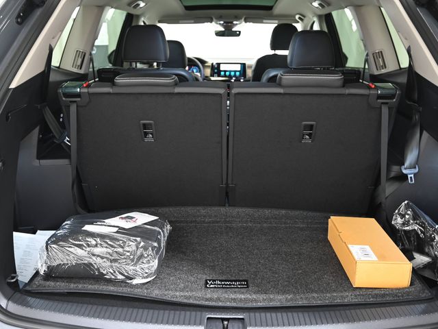 New 2026 Gray Volkswagen 2.0T SEL image 22