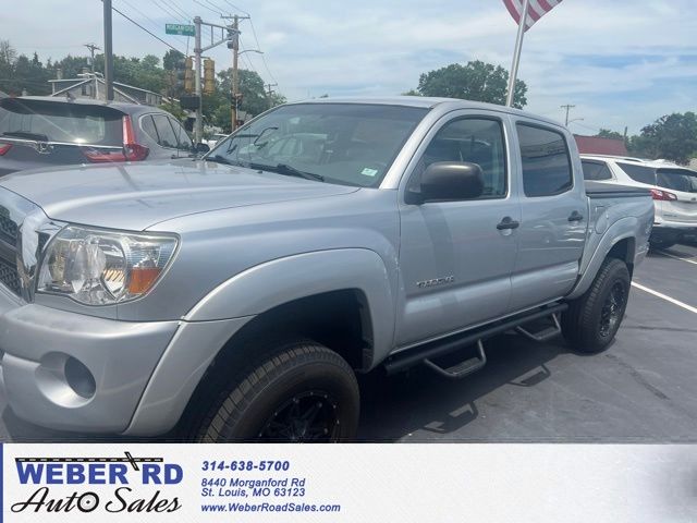 Silver Streak Mica 2011 Toyota Tacoma PreRunner Double Cab Pickup Truck 4X2 4-Speed Automatic Overdrive