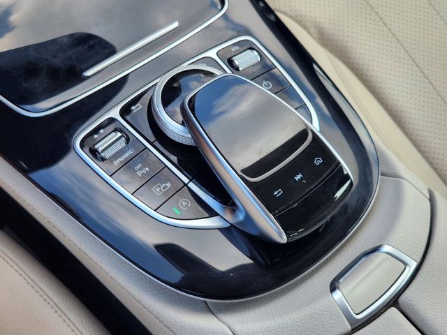 2017 Iridium Silver Metallic Mercedes-Benz E-Class E 300 RWD Sedan