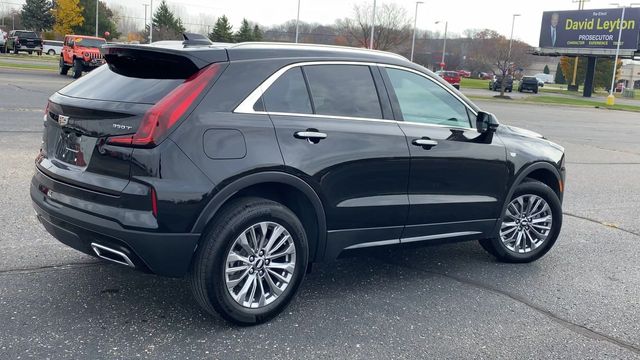 2024 Cadillac XT4 Premium Luxury 8