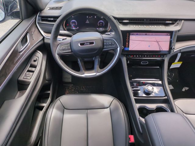new 2026 Jeep Grand Cherokee car, priced at $43,186