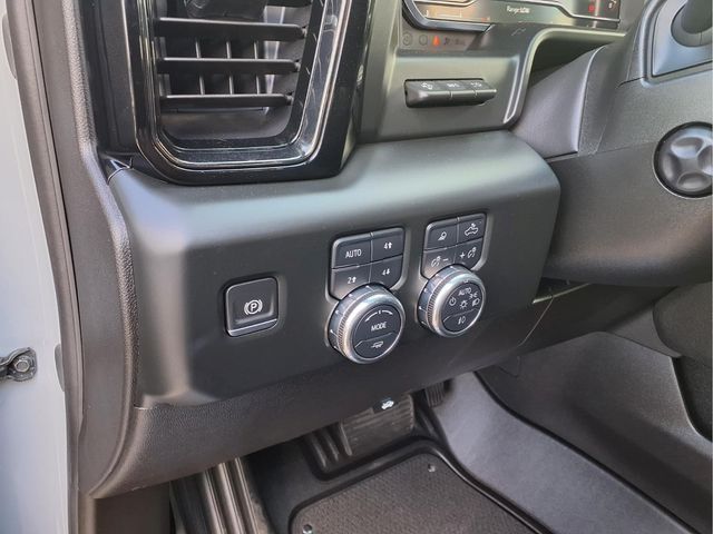 2024 GMC Sierra 1500 AT4 - Photo 17