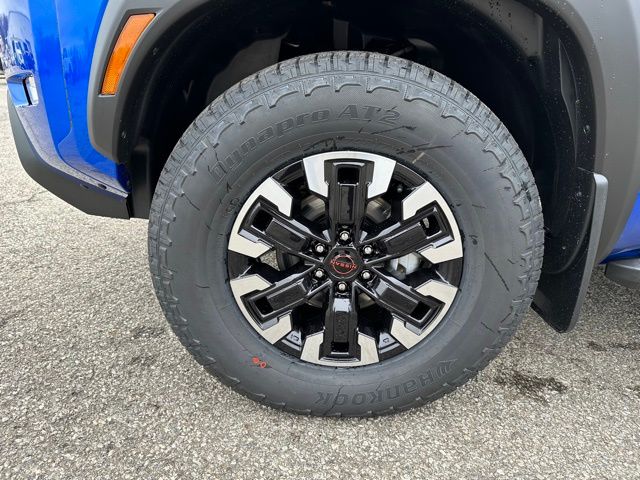 2024 Nissan Frontier PRO-4X 23