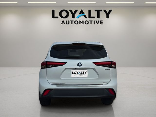 Used 2022 Toyota Highlander Hybrid SUV