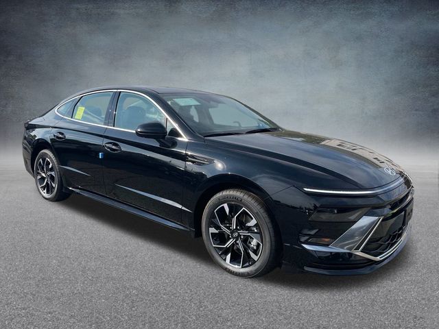 2025 Hyundai Sonata SEL 3