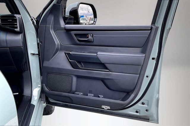 2025 Toyota Tundra Platinum - Photo 25