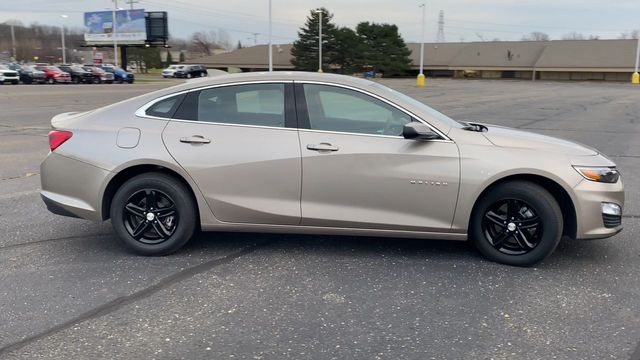 2024 Chevrolet Malibu LT 9