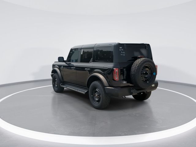 New 2026 Shadow Black Ford Outer Banks® image 6