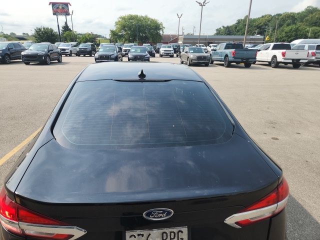 Used 2019 Agate Black Ford SE image 4