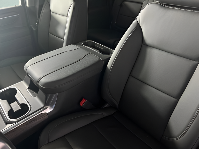 new 2026 GMC Sierra 2500HD car, priced at $80,000