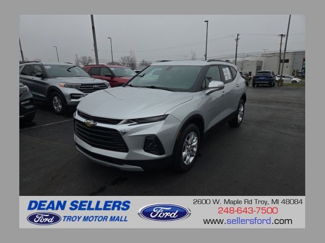 Silver Ice Metallic 2020 Chevrolet Blazer 2LT FWD SUV / Crossover Front-Wheel Drive 9-Speed Automatic