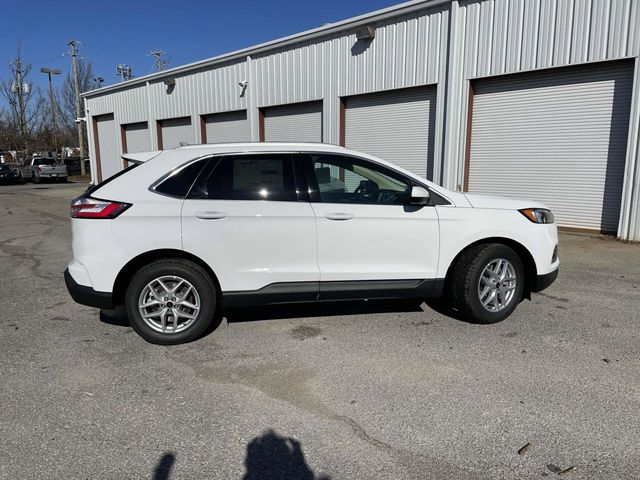 2024 Ford Edge SEL 28