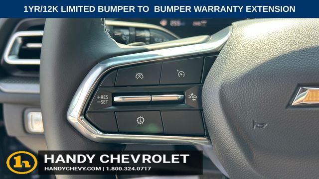 Used 2025 Chevrolet Traverse SUV
