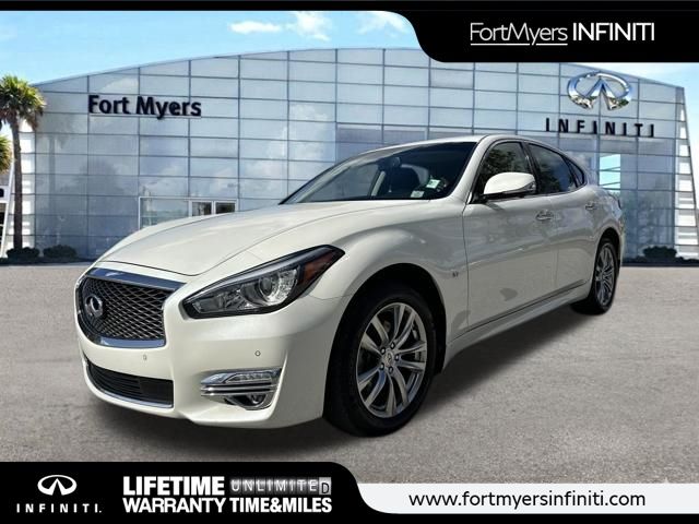 2019 INFINITI Q70 3.7 Luxe AWD