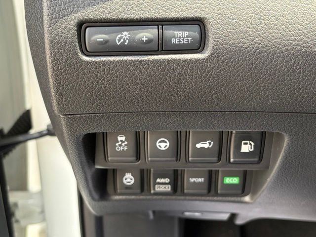 used 2020 Nissan Rogue car, priced at $17,999