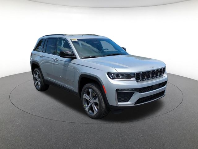 new 2026 Jeep Grand Cherokee car, priced at $43,186