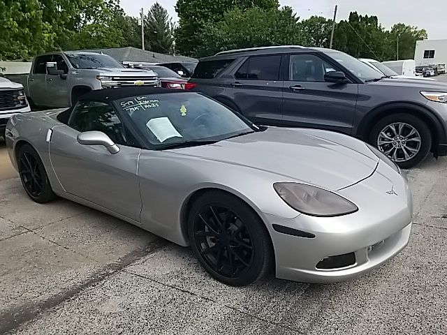 2005 Chevrolet Corvette Convertible's photo