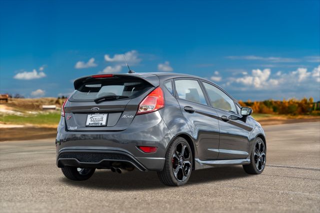 2016 Ford Fiesta ST 7