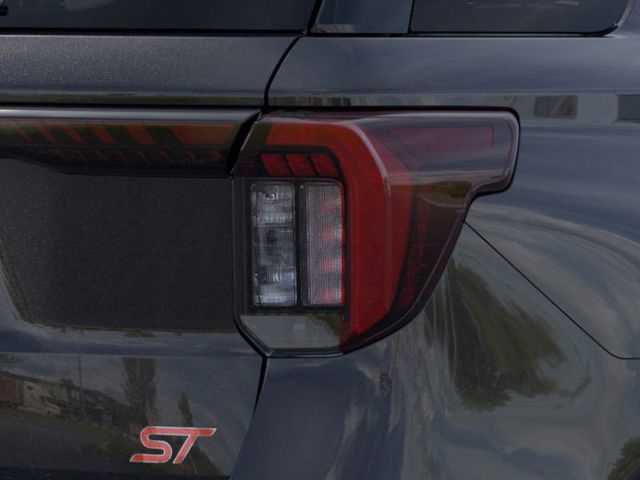 2025 Ford Explorer ST 21