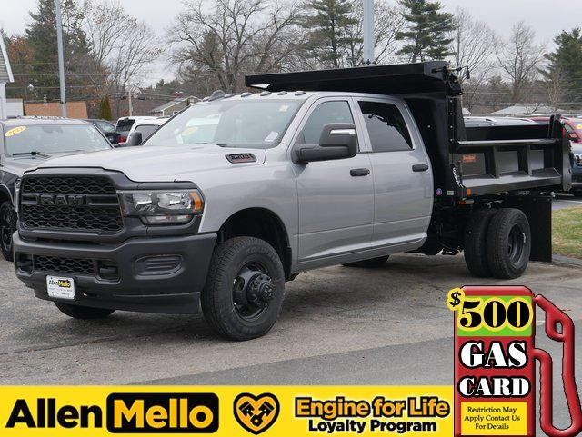 Billet Silver Metallic Clearcoat 2023 RAM 3500 Chassis Tradesman Crew Cab LB DRW 4WD Pickup Truck Four-Wheel Drive 6-Speed Automatic