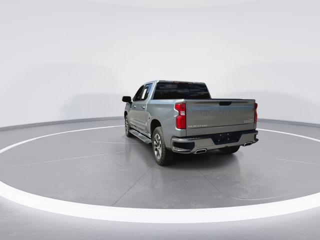 Used 2025 Gray Chevrolet High Country image 8