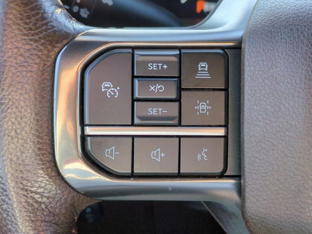 Used 2023  Ford King Ranch image 17