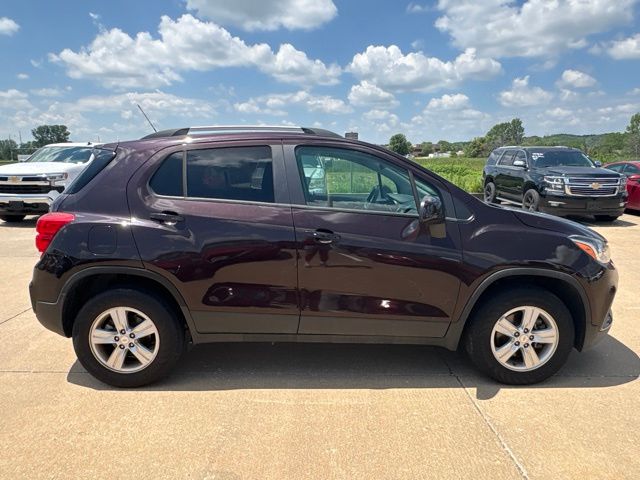 Used 2022 Chevrolet Trax SUV