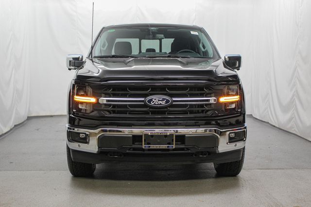 New 2026 Black Ford XLT image 3