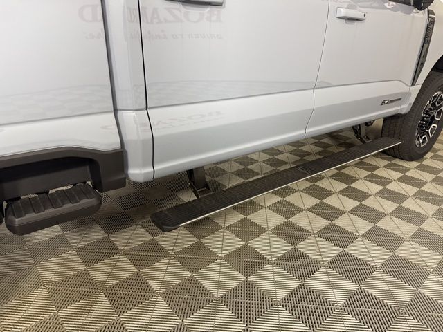 2025 Glacier Gray Metallic TriCoat Ford Super Duty F-350 SRW Platinum 4X4 Truck