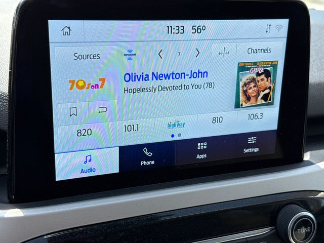 Used 2022 White Ford SE image 24