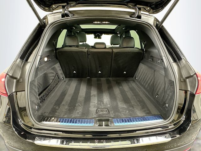 Thumbnail: 2025 Mercedes-Benz GLE - 27