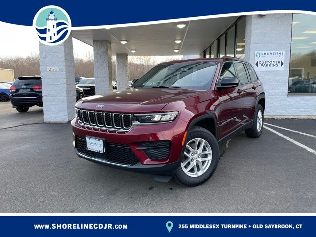 Velvet Red Pearlcoat 2025 Jeep Grand Cherokee SUV / Crossover Four-Wheel Drive 8-Speed Automatic