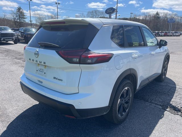 Used 2024 White Nissan SV image 6