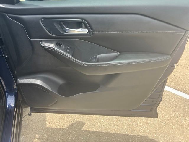 2024 Nissan Rogue SL Blue at Royal Nissan