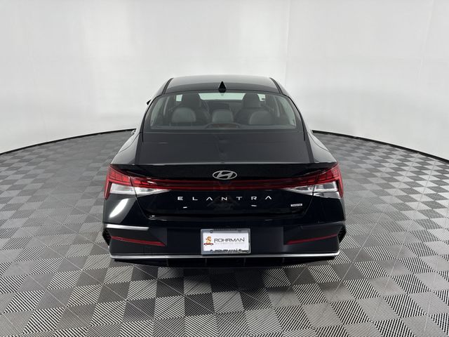 New 2025 Hyundai Elantra Hybrid For Sale in Indianapolis, IN