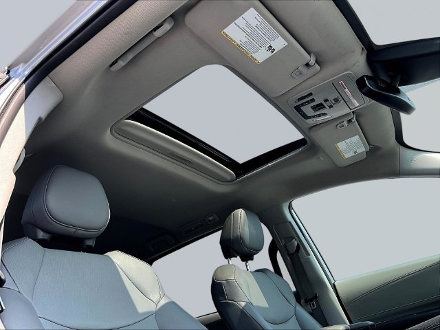Used 2023 Toyota Sienna Van