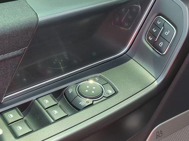 New 2026 Iconic Silver Metallic Ford Lariat® image 21