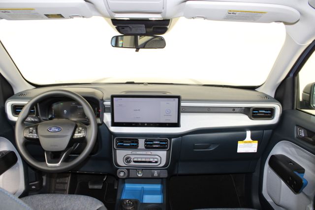 2025 Ford Maverick XLT photo