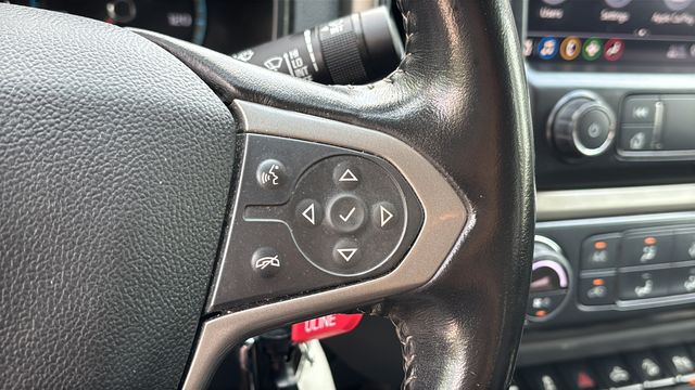 Used 2022 Gray Chevrolet Z71 image 23