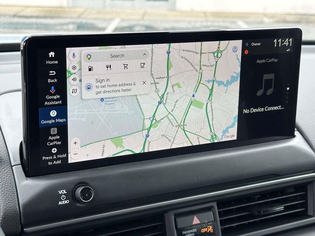 View vehicle photo 4