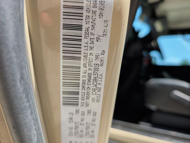 Used 2017 Jeep Wrangler SUV