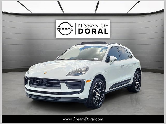 White 2022 Porsche Macan SUV / Crossover All-Wheel Drive 7-Speed Automatic