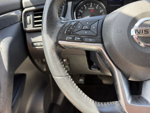 2019 Nissan Rogue SV Black at Bravo Nissan